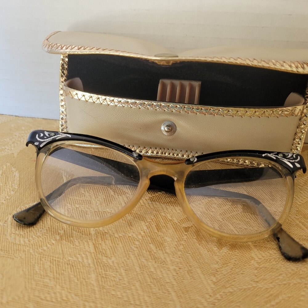 VINTAGE 50's/60's Cat Eye Glasses by Style Rite-FREE Period Eyeglass Case- 5 1/2